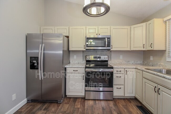 Building Photo - 2601 Darden Rd