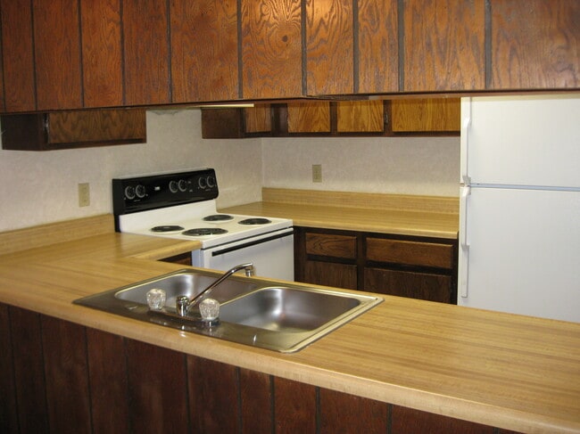 Building Photo - 260 Wilbur Dr NE