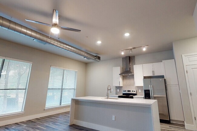 Photo - 1 Bedroom Beauty – Get Up to $750 Off Move... Apartment