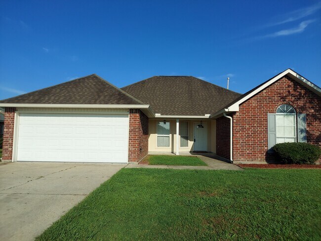 Foto del edificio - 36044 Raleigh Dr
