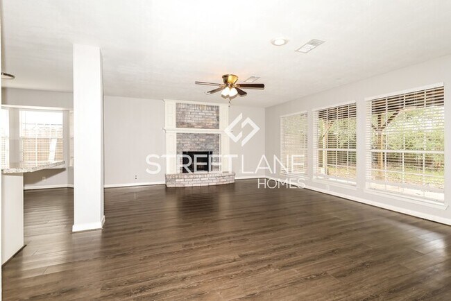 Building Photo - Charming 3 bedroom home in Conroe!