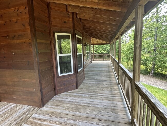 Foto del edificio - 2546 Brookhaven Ln