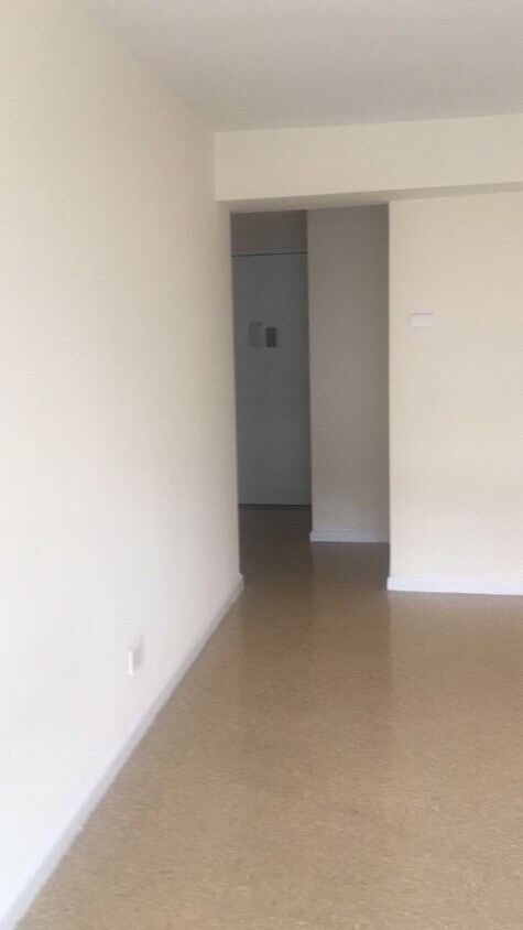 Foto del edificio - 1156 Namdac Ave