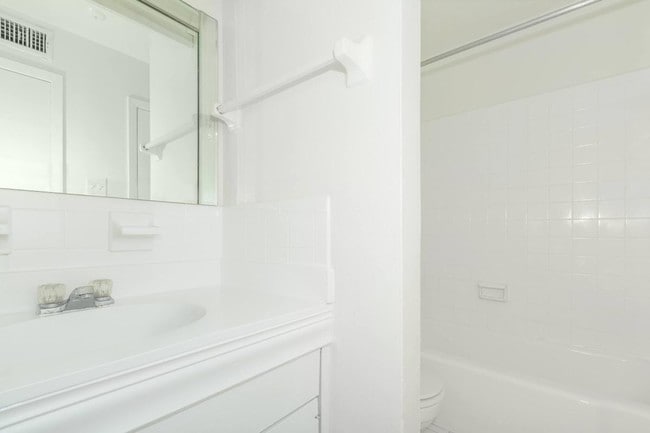 1 Bedroom Bath - Takara-So Apartments
