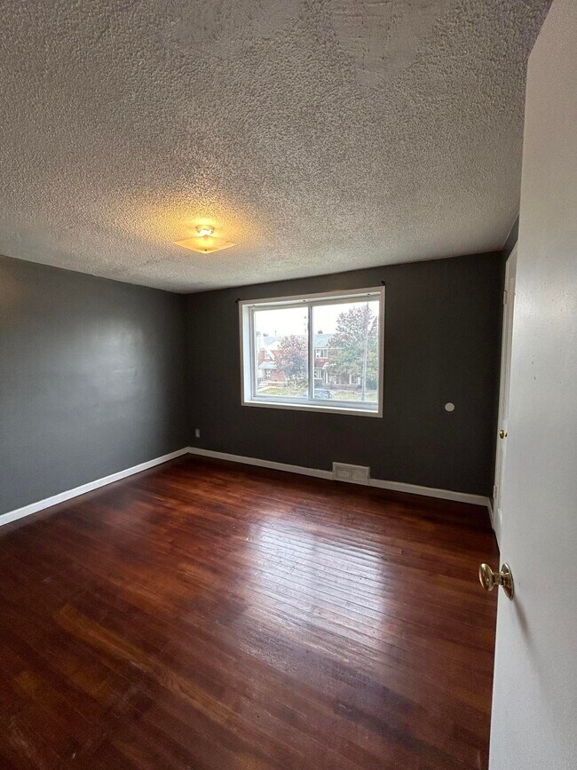 Foto del edificio - 3463 Ewald Cir