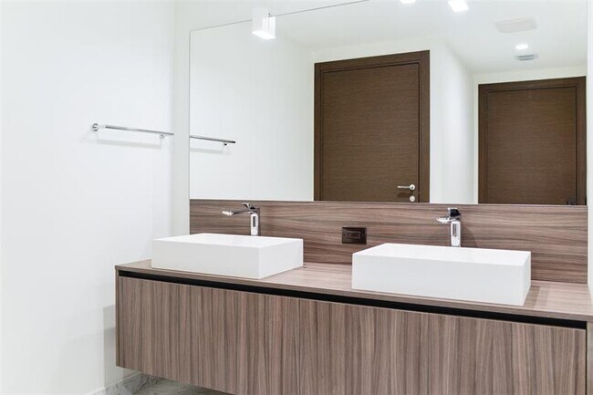 Foto del edificio - 1000 Brickell Plz