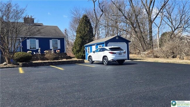 Building Photo - 1640 Brookside Rd