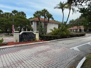 Building Photo - 3188 Coral Lake Way