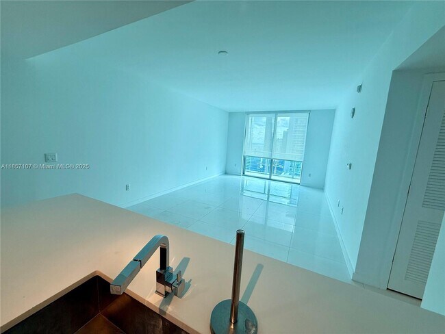 Foto del edificio - 1100S S Miami Ave