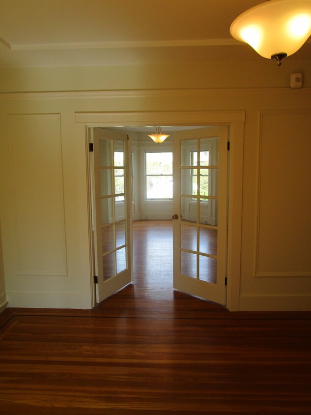 Bed to Living Room - 1740 Washington St