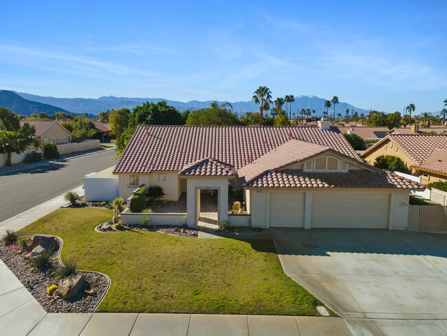 Building Photo - 44185 Camino Lavanda