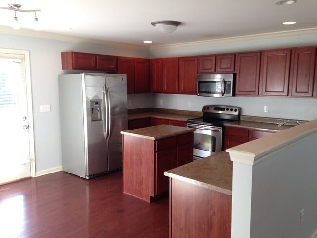 kit 1 - 996 Applecross Dr
