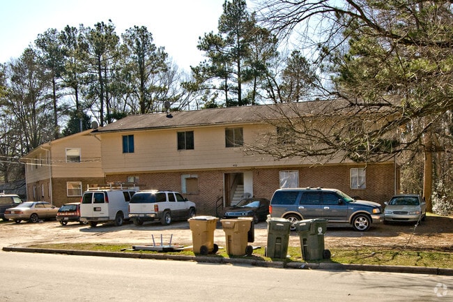 Building Photo - Dacian Quads