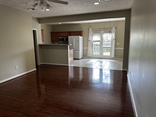 Foto del edificio - 2480 Oak Hill Dr