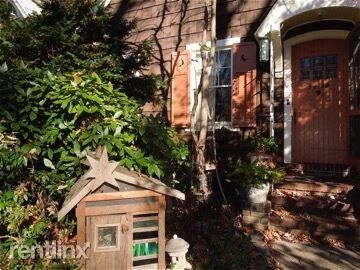 Building Photo - 3 br, 2 bath House - 5415 Falls Road Terrace