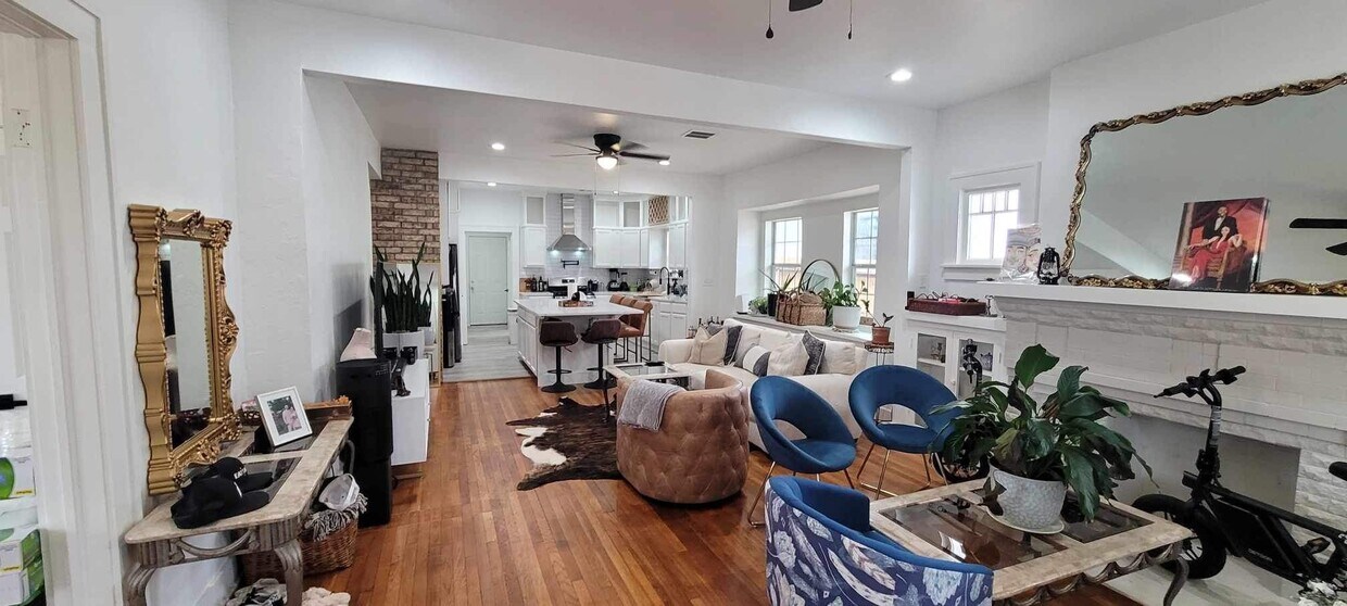 Foto principal - 1210 NW 10th St