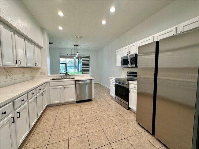 Building Photo - 10007 Scottish Pines Ct