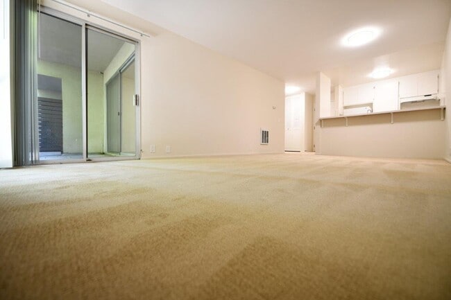 Foto del edificio - 220 Perkins St