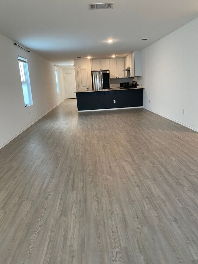 Foto del edificio - 14527 Greenfield Mall