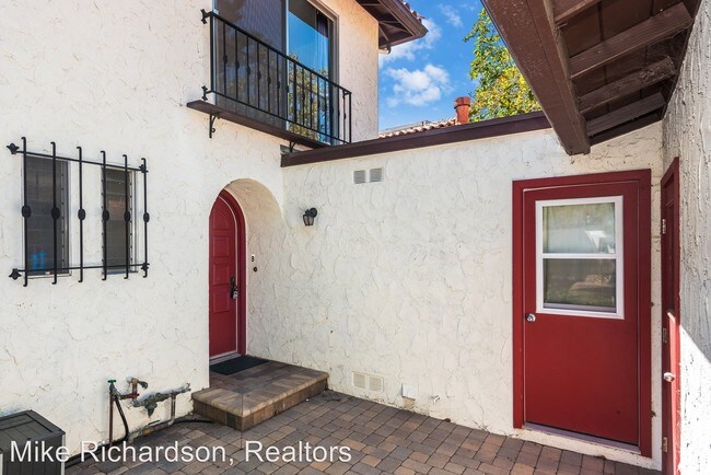 Building Photo - 3725 Mariana Way