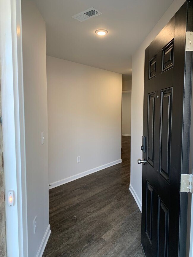 Foto del edificio - Available Now! Spacious 4 Bedroom, 2 Bathroom Home in Kilpatrick Landing