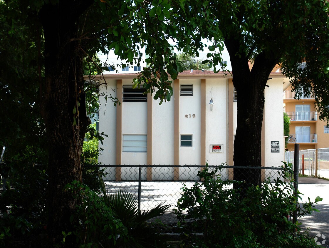 Primary Photo - 918 NW 5th St
