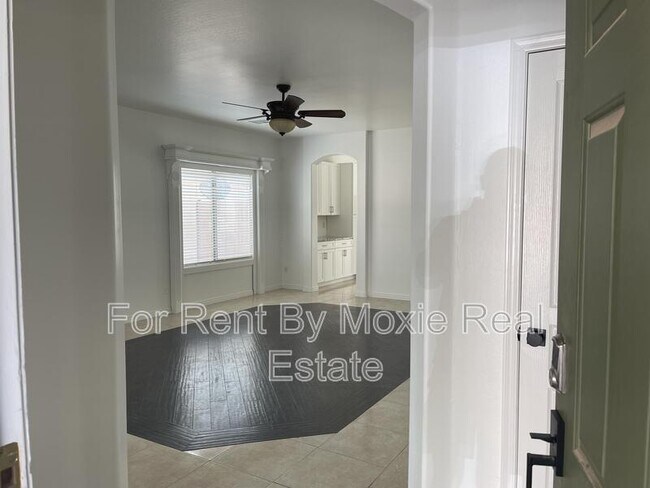 Foto del edificio - 46159 W Amsterdam Rd