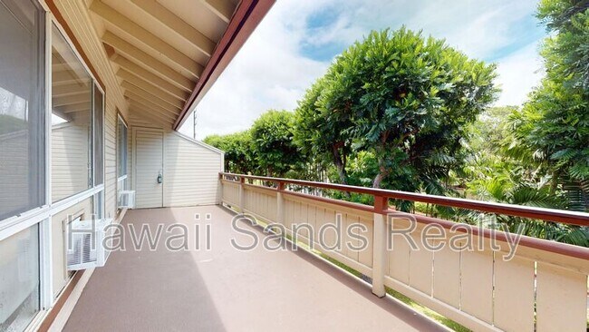 Building Photo - 91-989-989 Puamaeole St