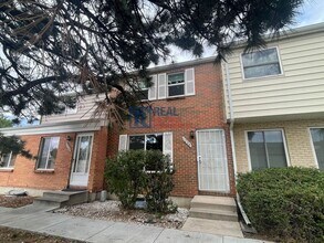 Building Photo - 1224 Cree Dr