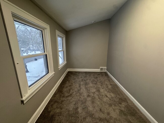 Foto del edificio - 3445 East Blvd