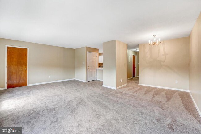 Foto del edificio - 308 Walnut Ct Way