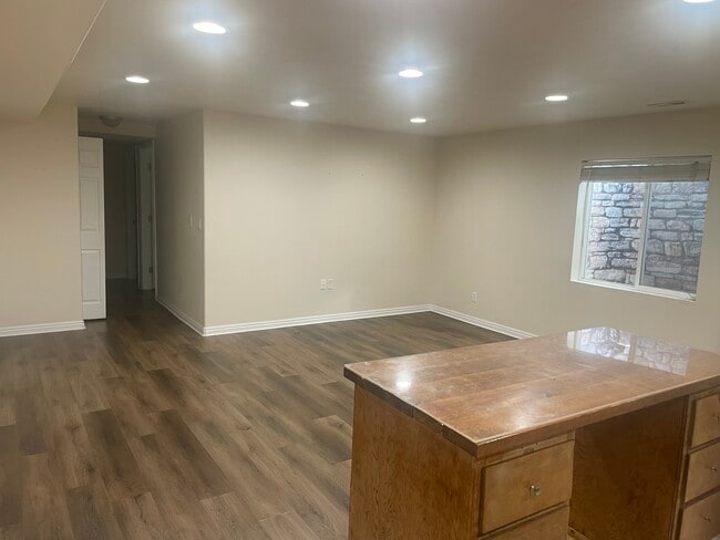 Building Photo - 4609 W Goshute Dr