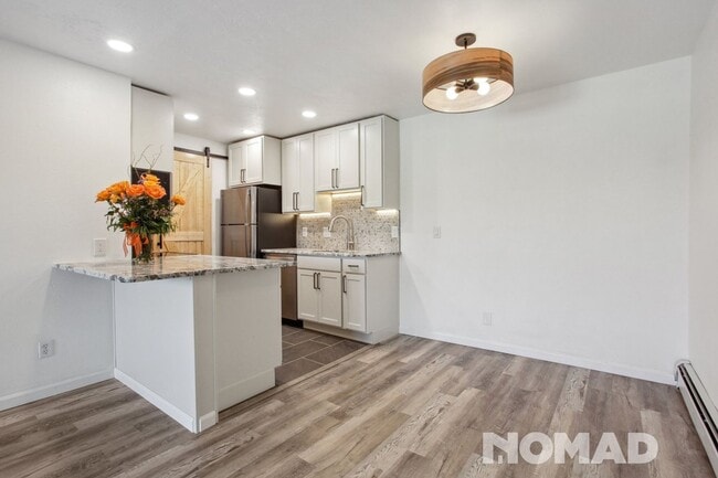 Foto del edificio - Newly Renovated 2BR Condo in Boulder