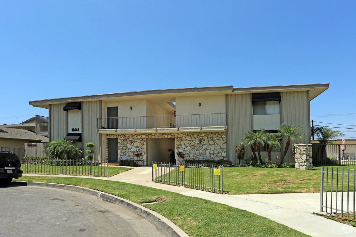 Primary Photo - 7521 Volga Dr