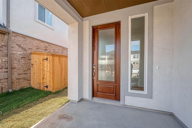 Building Photo - 8710 Limmen Terrace Trl
