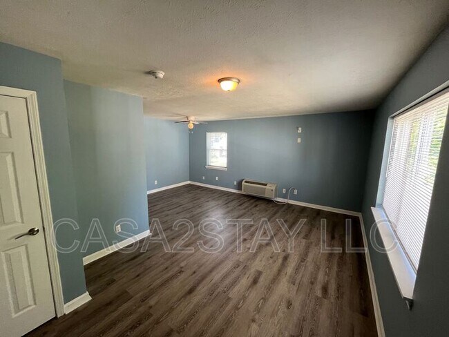 Foto del edificio - 411 Iowa Ave