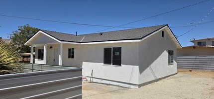 Building Photo - 7425 Borrego Trail