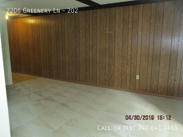 Building Photo - 2206 Greenery Ln