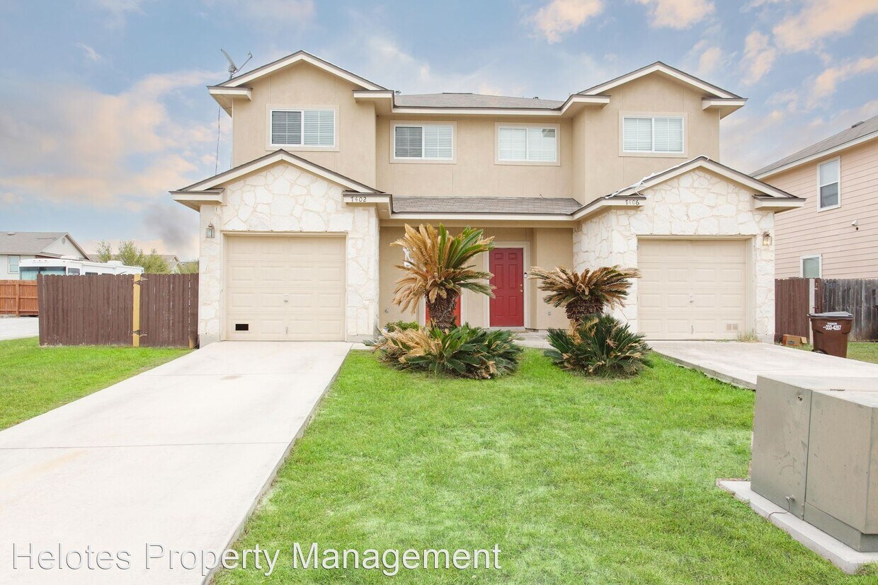 Foto principal - 3 br, 2.5 bath House - 1406 Dry Eagle