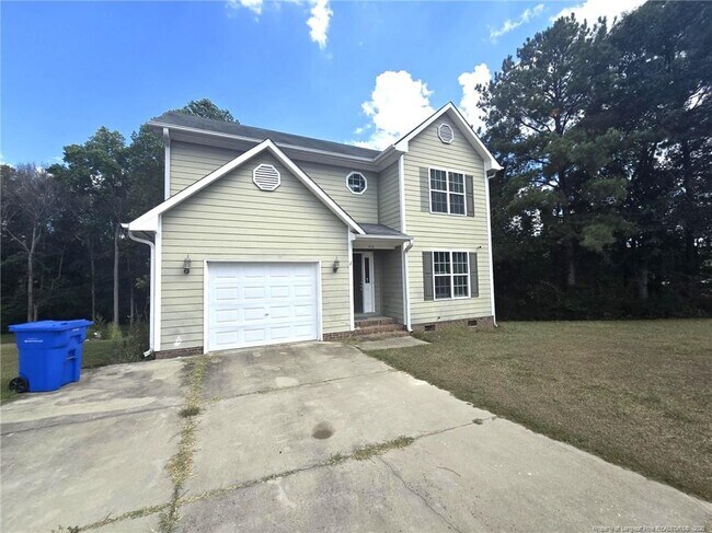 Building Photo - 410 Roundtree Dr