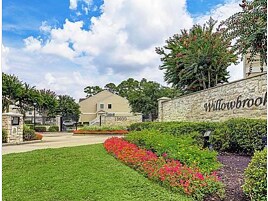 Foto del edificio - 13600 Breton Ridge St