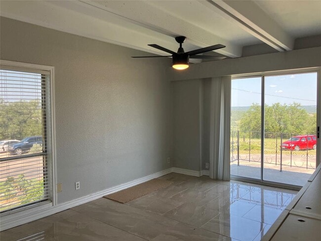 Building Photo - 5918 Lago Vista Way