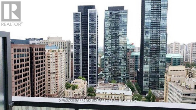 Building Photo - 50 Charles St E