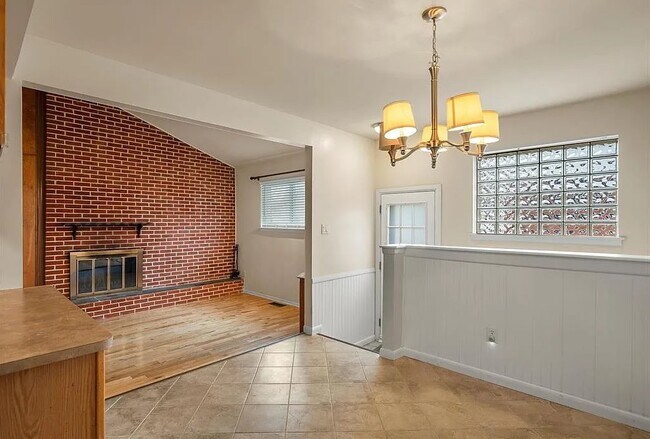 Foto del edificio - 2754 Northampton Dr