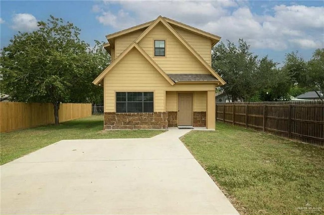 Building Photo - 205 Los Flores Ave