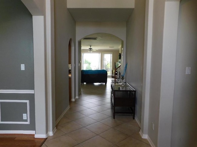 Building Photo - 10314 Sand Dollar Dr