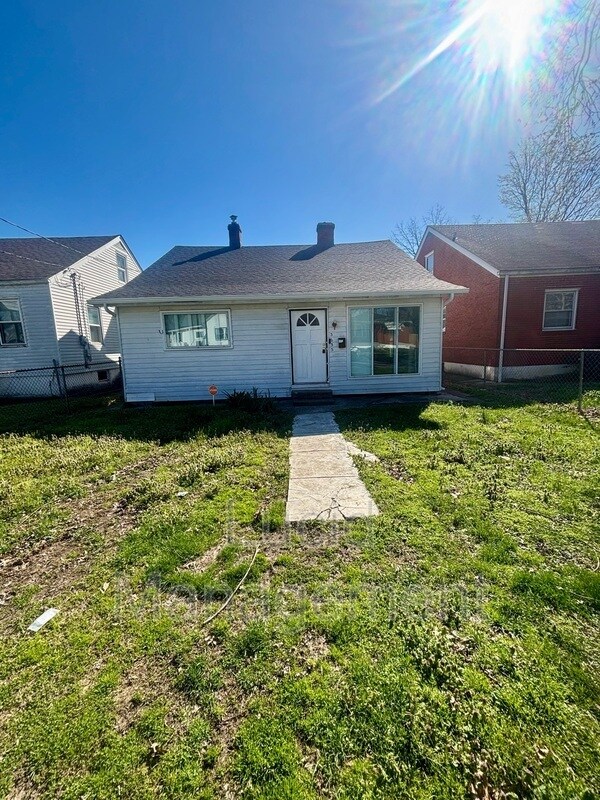 Photo - 3633 Kahlert Avenue