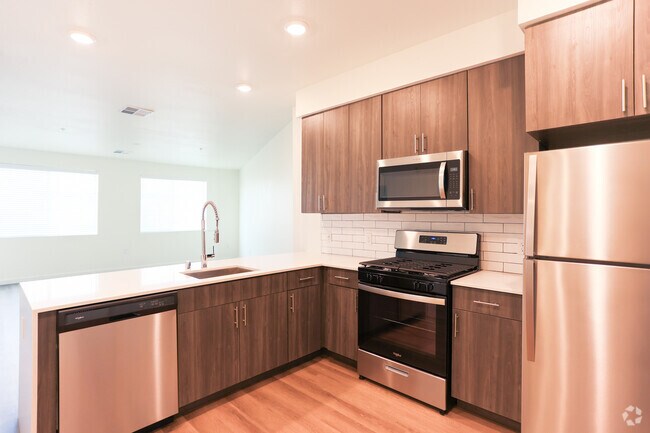 1BD, 1BA - 964SF - Allaso Journal Center