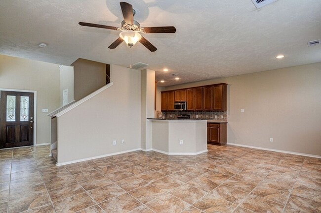 Building Photo - 23 Fairlee Ct