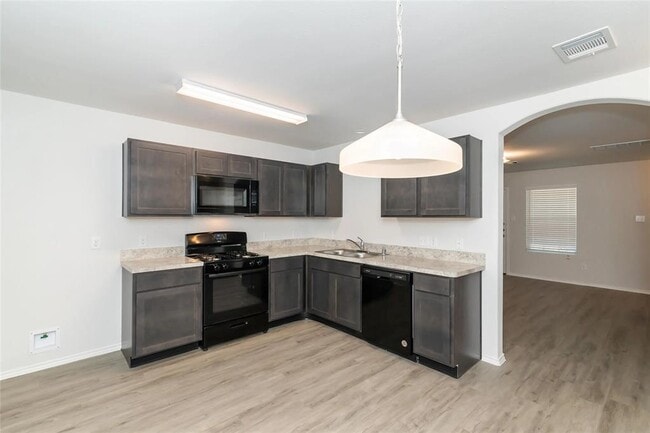 Building Photo - 22436 Clear Castle Dr